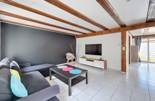 Ingersheim House | Charming 6-Person Gîte, 3 Bedrooms, Wine Route, Near Colmar