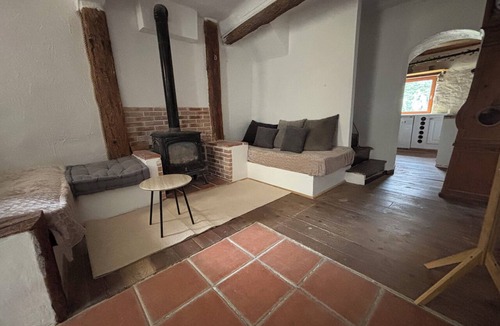 Bonson House | Charming, air-conditioned village house