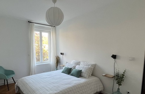 Plateau de Haye Apartment | Charming apartment near the center