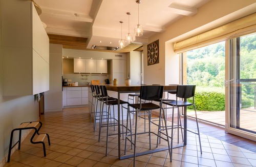 Bazeilles-sur-Othain Cottage | Charming countryside house with terrace and large outdoor area