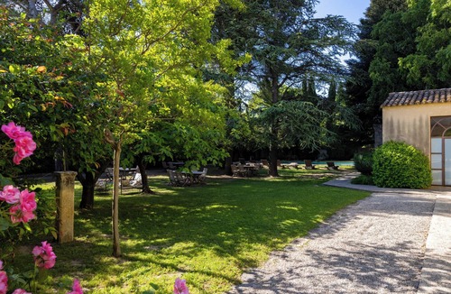 Sernhac House | Charming estate - Ideal for groups, 7 bedrooms and more