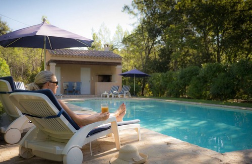Bagnols-en-Foret House | Charming Family House, Private Pool & Garden, Peaceful, Spacious, Lake & Beach