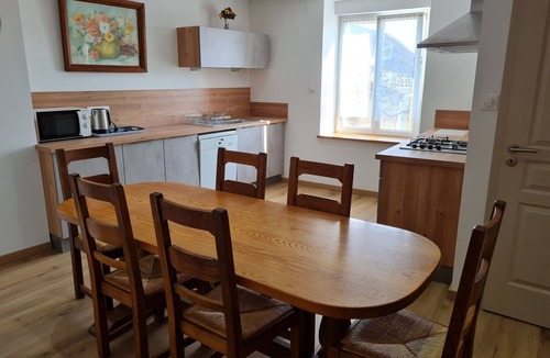 Franconville Cottage | Charming Farmhouse Apartment with Modern Amenities near Lunéville