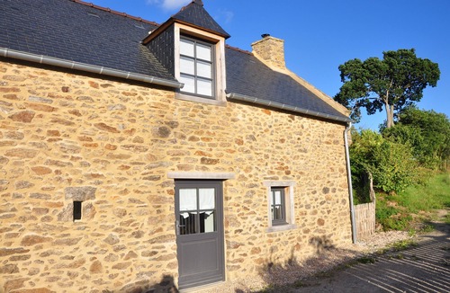 Ploubalay House | Charming house exclusive setting near the sea