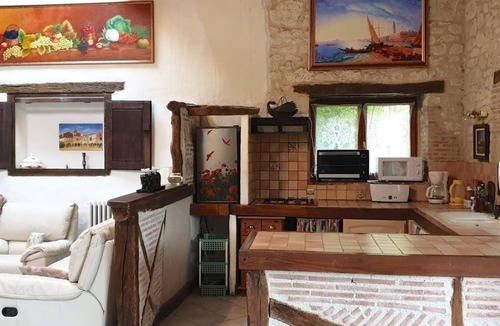 Tournon-d'Agenais House | Charming house with private pool. Sleeps 10–12. Lot Valley. 5–6 bedrooms