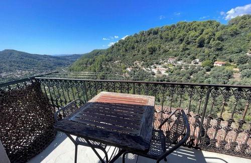 Peillon House | Charming house in the heart of the medieval village of Peillon - between Nice and Monaco.