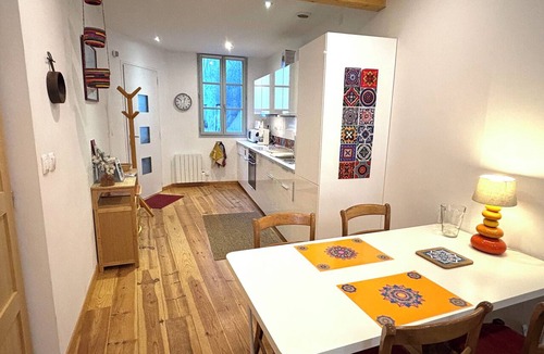 Foix House | Charming house in the historic district with a garage