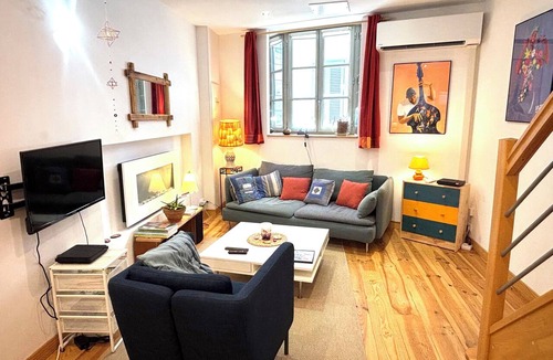 Foix House | Charming house in the historic district with a garage