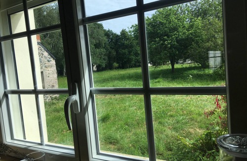 Plurien Villa | Charming Little House in the Meadow for 4–5 Guests