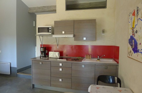 Les 3 Ponts House | Charming Mazet, completely renovated, very quiet, in pine forest, near the center
