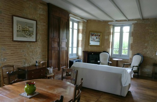 Luzech House | Charming Quercynoise House with Private Pool – Peace & Nature in Luzech