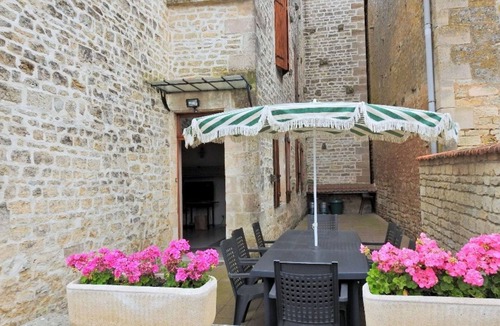 Ferriere-et-Lafolie Cottage | Charming Restored House, Close to Amenities with Enclosed Yard and Modern Comforts