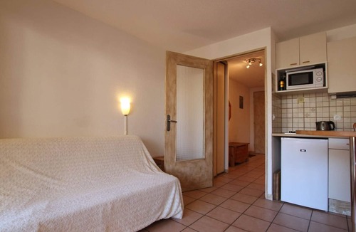 Briancon Apartment | Charming Studio in Briançon - Mountain Views, Sleeps 4, Close to Slopes & Shops