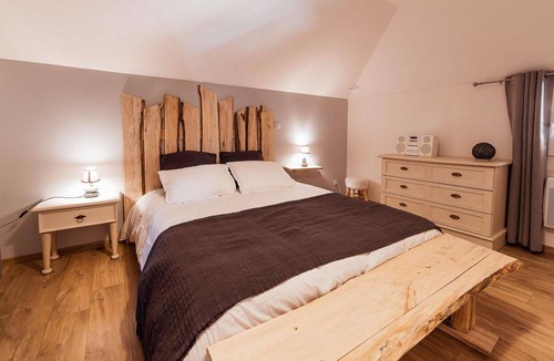 Bucheres Apartment | Charming T3 + garden + parking + common space