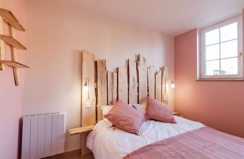 Bucheres Apartment | Charming T3 + garden + parking + common space