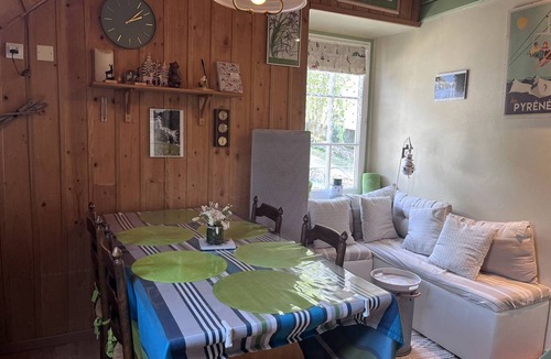 Cauterets Apartment | Charming T3 in Cauterets with parking, near cable cars