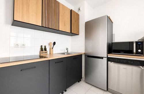 Quartier Administrations Apartment | Charming two-room apartment with central AC near Nîmes train station