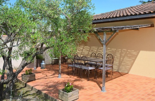 Comps Villa | Charming villa with private pool in a peaceful, relaxing setting.