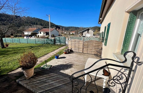 Biffontaine Cottage | Charming Village Retreat: Cozy Cottage with Garden, Near Trails & Skiing, Pet-Friendly!