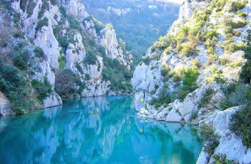 Castellane House | Château de Chasteuil: Serene Verdon Retreat for 2–9 pers. with Stunning Views