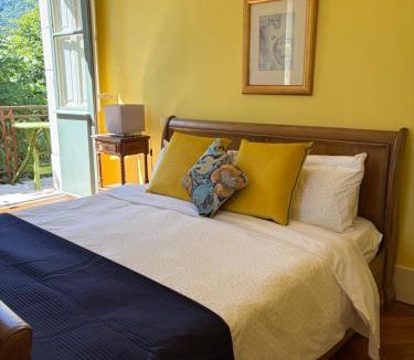 Salechan House | Chateau de La Lanette