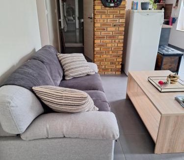 Perthes House | Chez Brigitte et Francis