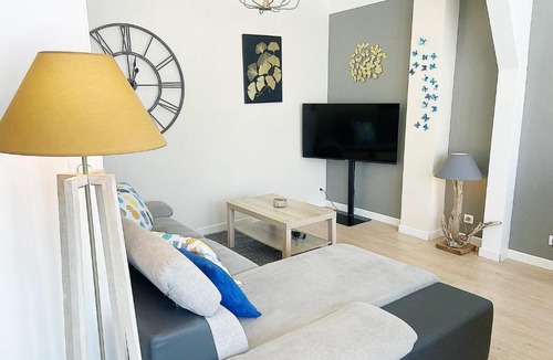 Reims Apartment | Chez Clém - 3 chambres - garage privé - wifi - Netflix