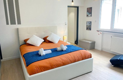 Reims Apartment | Chez Clém - 3 chambres - garage privé - wifi - Netflix