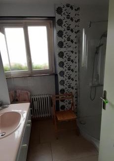 Verdun Bed & Breakfast | Chez Evelyne chambre d'hôtes chez l'habitant