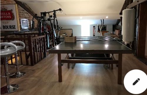 Sainte-Menehould Bed & Breakfast | Chez Franck et Sandra, plein centre ville , 2eme étage