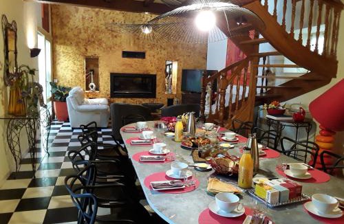 Plouigneau Bed & Breakfast | Chez Herveline Le Fer - Chambres et table d'hôtes