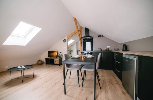 Onet-le-Chateau Apartment | Chez Jo' (parking + garden) : quiet and cosy, near Rodez, WisdhomeConciergerie