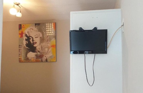 Sainte-Savine Apartment | Chez K - Proche Hypercentre - parking