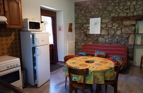 Mieussy Apartment | Chez Lulu - 4-seater mountain apartment