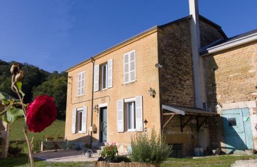 Guignicourt-sur-Vence House | Chez Mémé en Ardenne