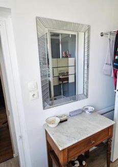 Larzicourt House | Chez Mary