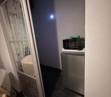 Haussonville-Blandan-Mon Desert-Saurupt Apartment | Chez NEZIRI Petit STUDIO COSY proche centre ville