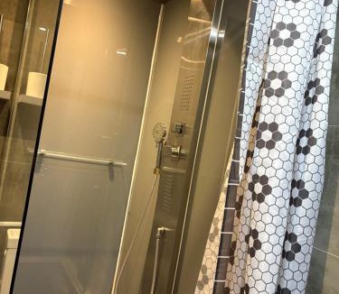 Haussonville-Blandan-Mon Desert-Saurupt Apartment | Chez NEZIRI Petit STUDIO COSY proche centre ville
