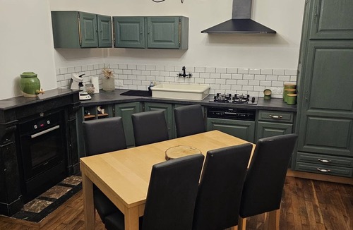Troyes House | Chez Tantine