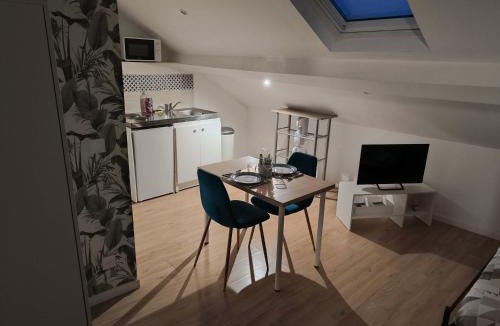 Charleville-Mezieres Apartment | Chic Studio with Parking in Charleville-Mézières