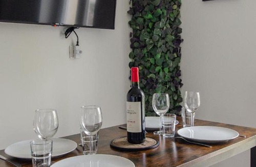 Patrotte Metz-Nord Apartment | Chill and sun, 2 chambres calme avec terrasse et parking