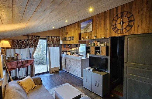 Le Castellet Ski Chalet | Circuit: Paul Ricard Chalet in Le Castellet