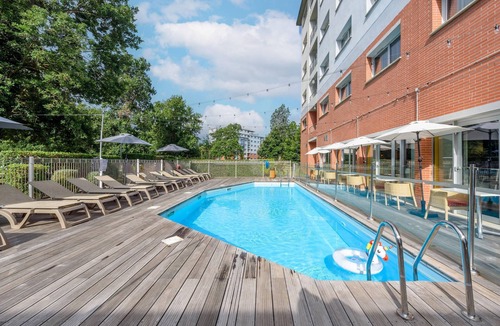 Saint - Martin - du - Touch Apartment | Clarion Aparthotel Toulouse Le Parc de l’Escale