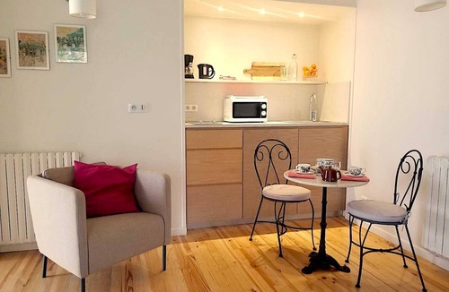 Jurancon House | Clos Mirabel The Loft Apartment