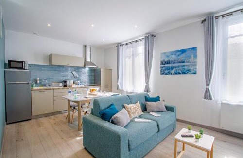 Chalons-en-Champagne Apartment | Cocon d'Hiver - Netflix & Wifi - Parking Gratuit - check-in 24H24 - Kit Bébé disponible sur demande - Emplacement Vélos - GoodMarning