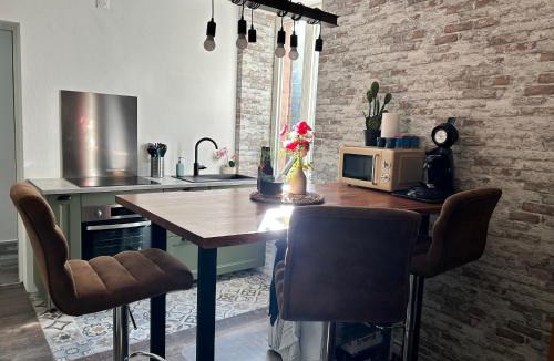 Senones Apartment | Cocon romantique Jardin de la princesse idéal couple Calme & nature Vosges