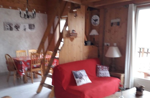 Bellefontaine Ski Chalet | Cocoon chalet 10 minutes from its resort / lakes / natural sites / wifi included