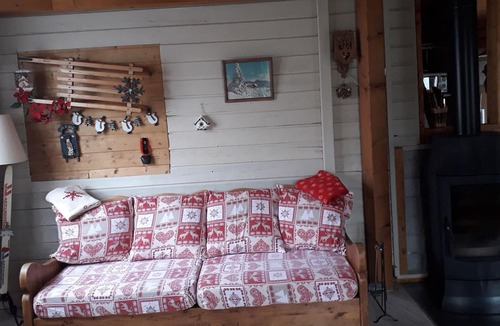Bellefontaine Ski Chalet | Cocoon chalet 10 minutes from its resort / lakes / natural sites / wifi included