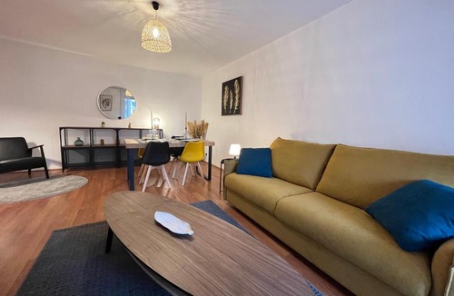 Colomiers Apartment | Colomiers Shelter - City, Terrasse, Wifi, Netflix