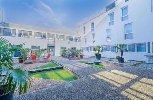 Idron Apartment | Comfort Suites Pau Idron